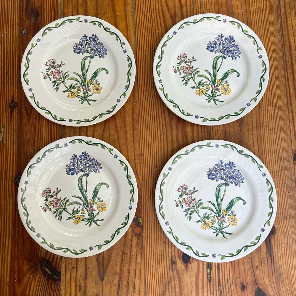 International Tableworks Terrace Blossoms 4 Small Dessert Plates